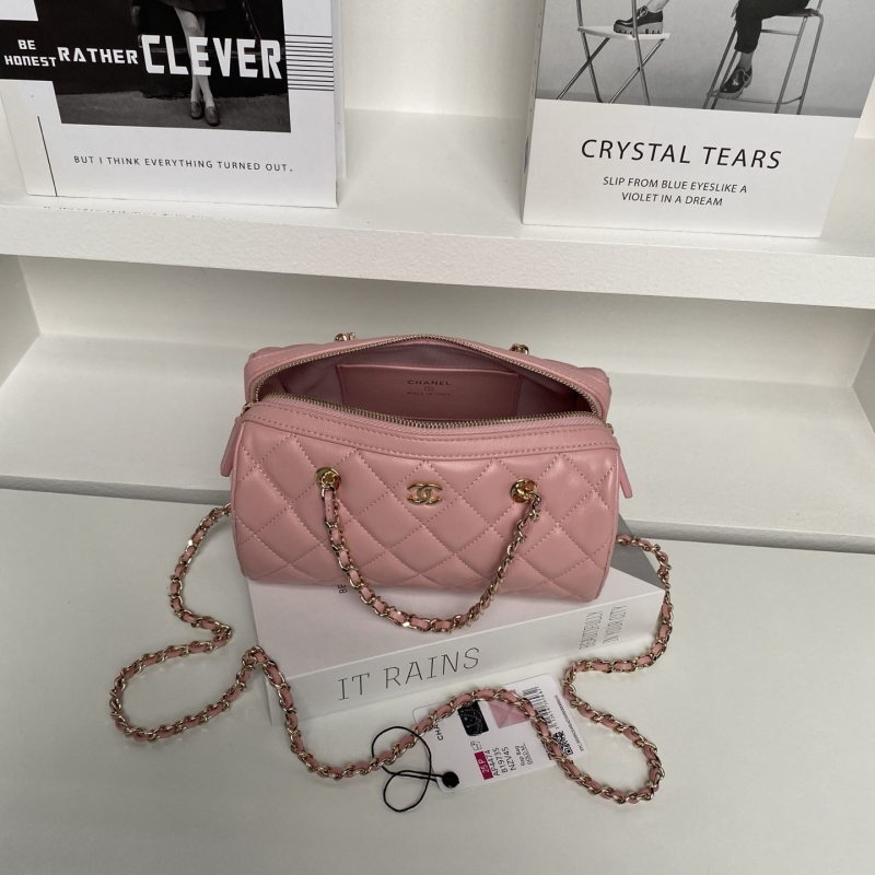 Ch**el round bags